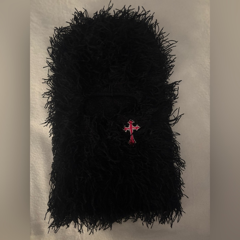 2/10✨Fuzzy Ski Mask
